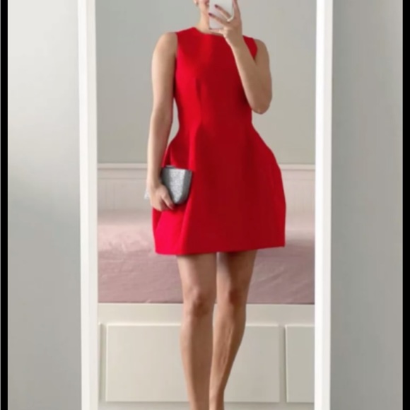 Zara red voluminous mini dress crepe material- Valentine’s Day dress - Picture 8 of 15